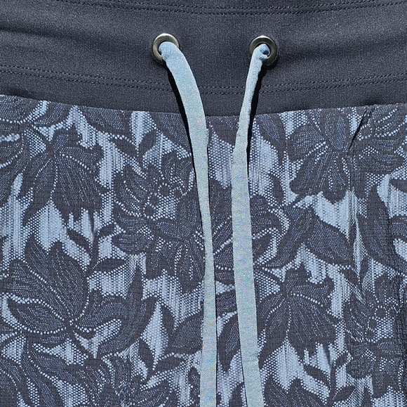 Athleta Trekkie North Jogger size 8 - Picture 5 of 7